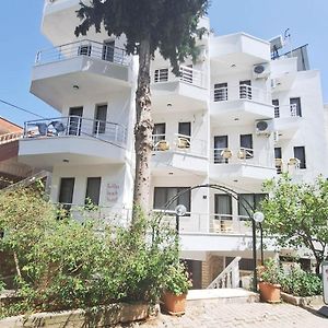 Golden Beach Hotel
